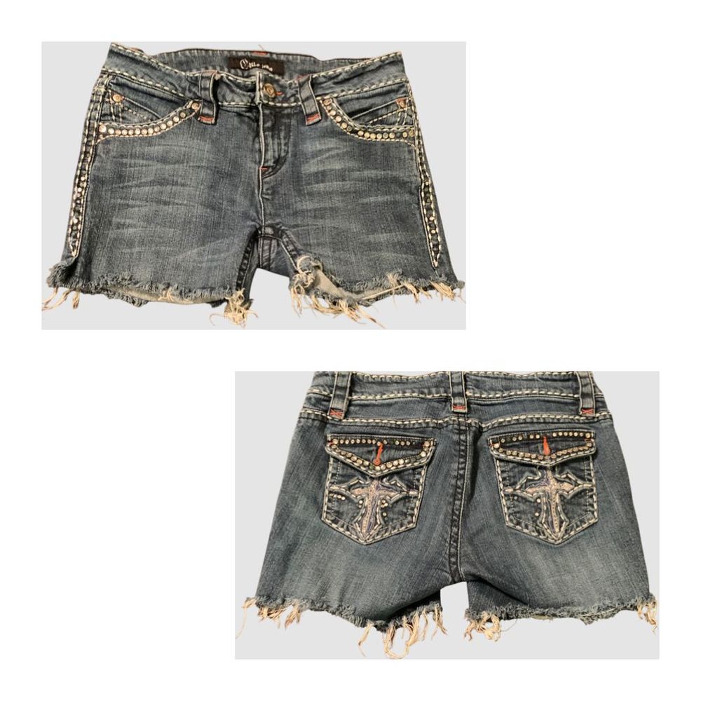 Cello Y2K Embroidered/Embellished Distressed/Trashed Cut Off Jean Short Sz 9/30”